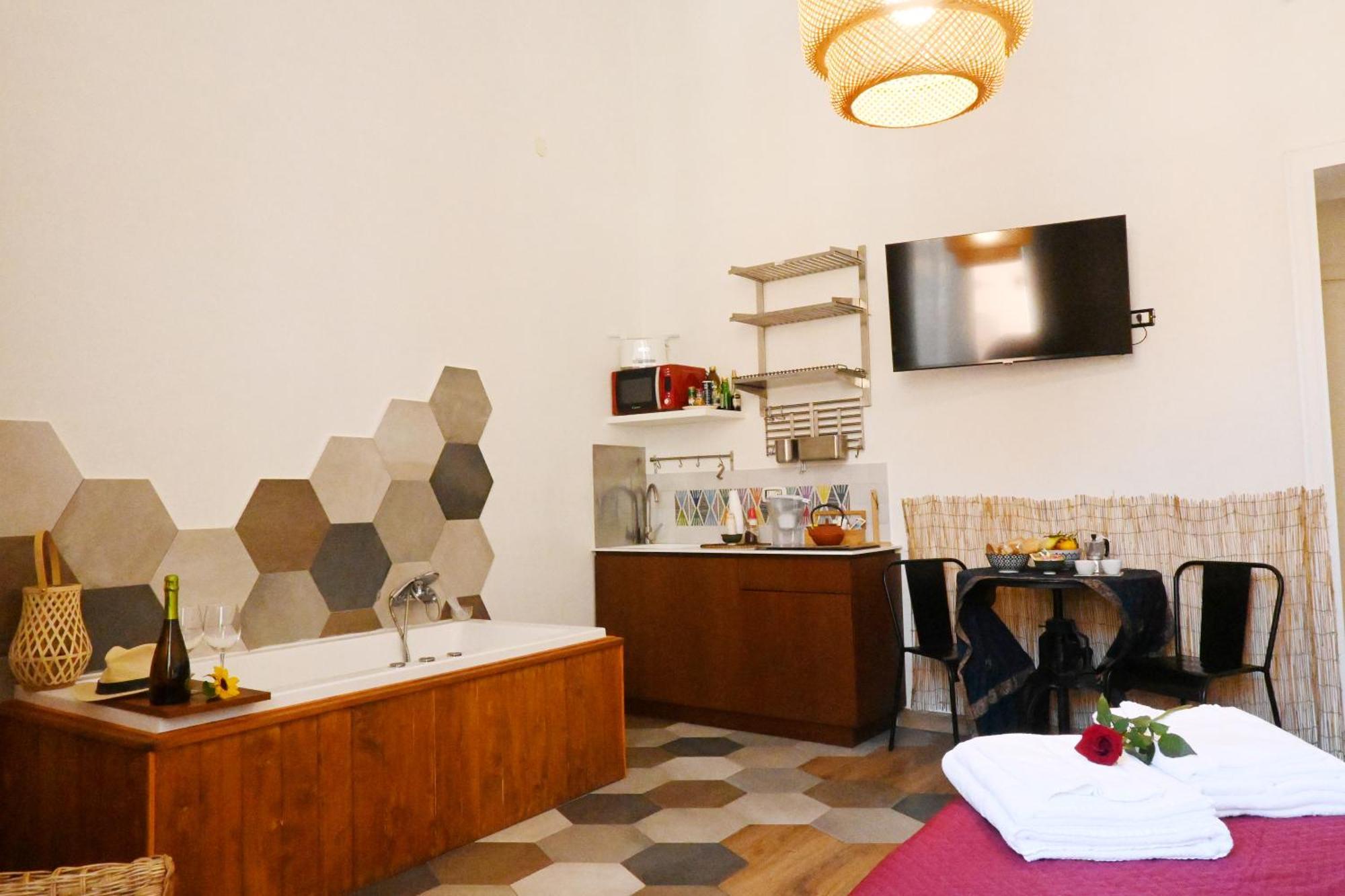 Hotel Sunrise Luxury à Naples Extérieur photo