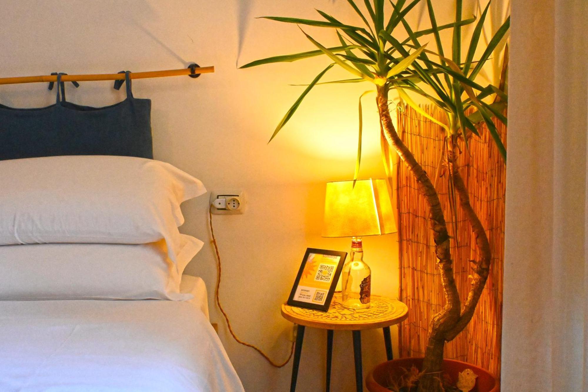 Hotel Sunrise Luxury à Naples Extérieur photo