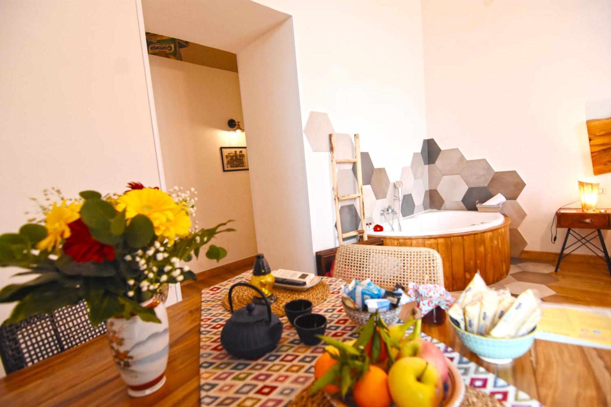 Hotel Sunrise Luxury à Naples Extérieur photo