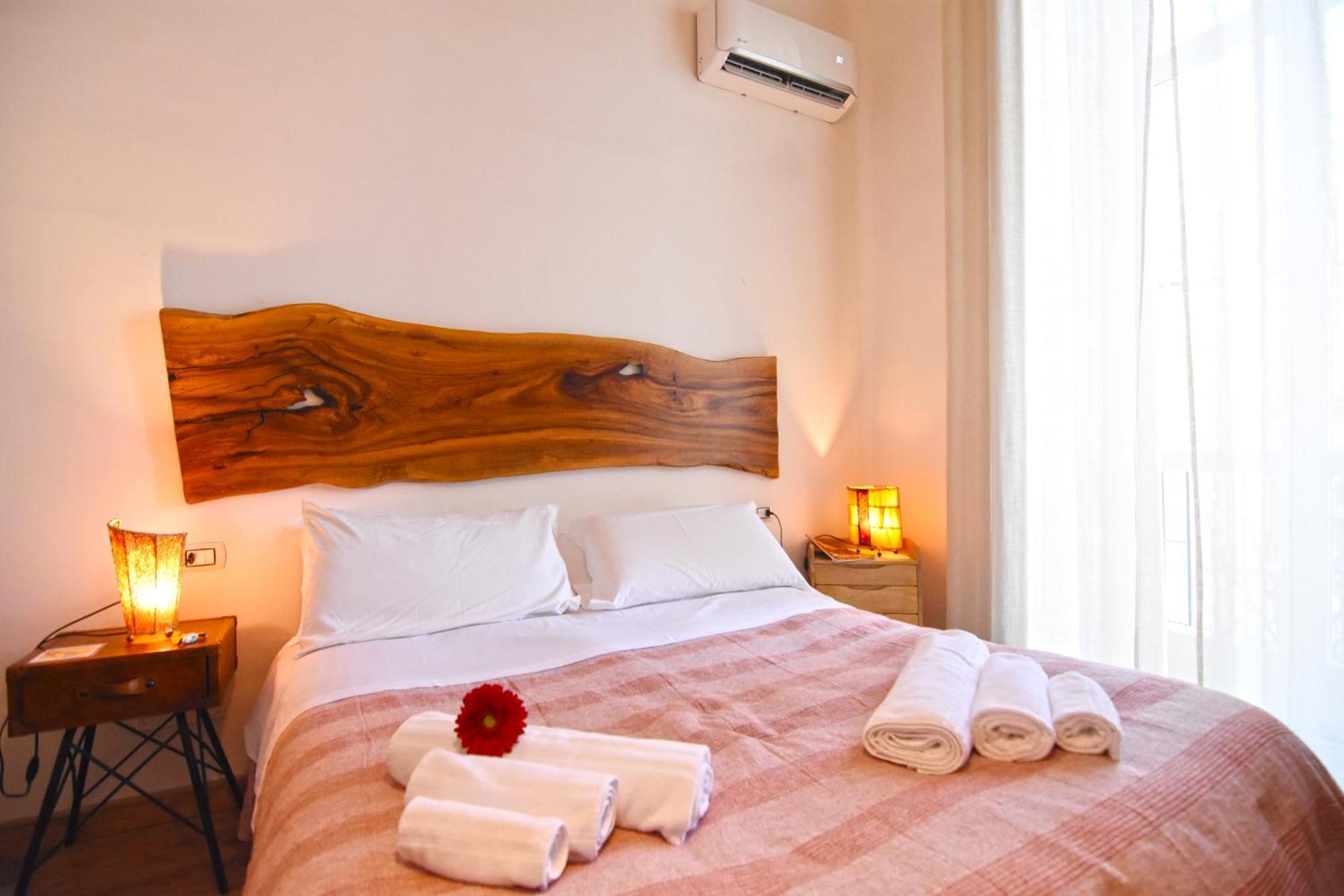 Hotel Sunrise Luxury à Naples Extérieur photo